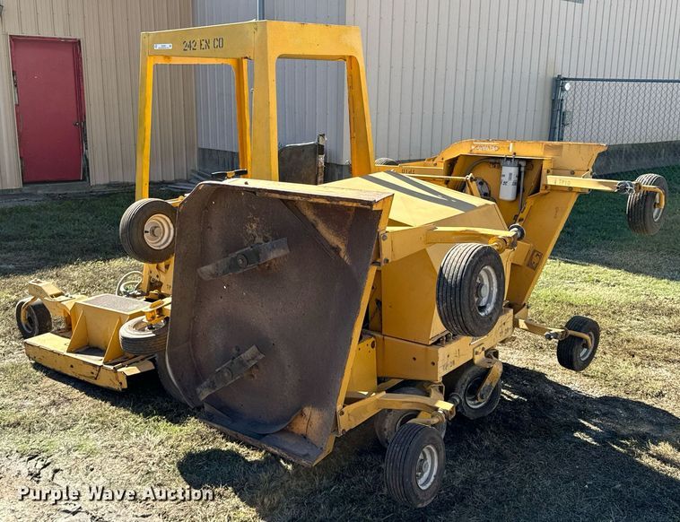 image for item DU9594 Hustler 4600 ZTR lawn mower