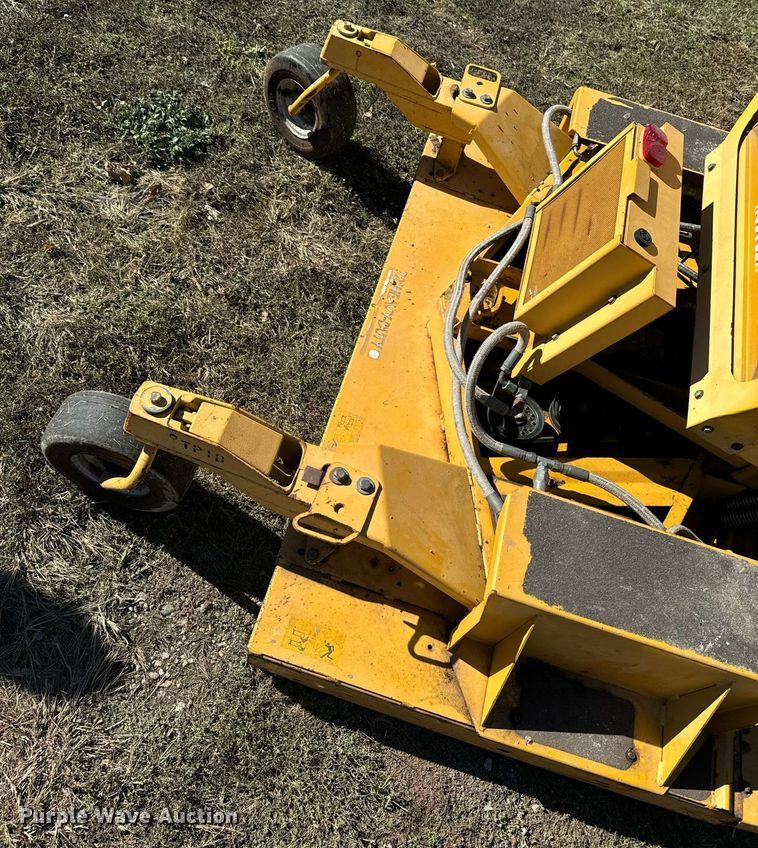 image for item DU9594 Hustler 4600 ZTR lawn mower