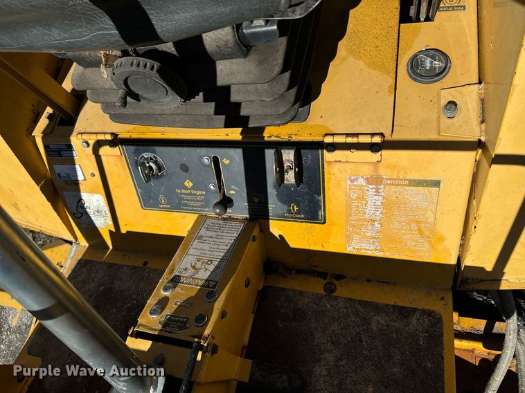 image for item DU9594 Hustler 4600 ZTR lawn mower