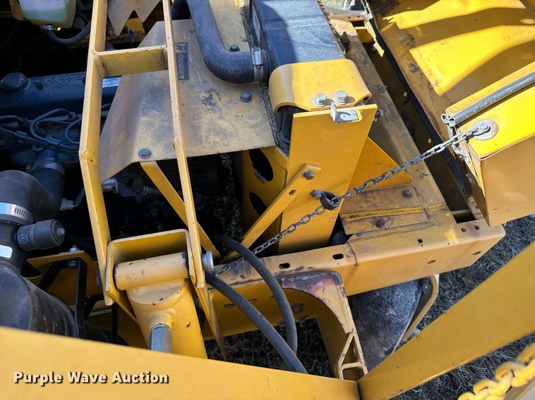 image for item DU9594 Hustler 4600 ZTR lawn mower