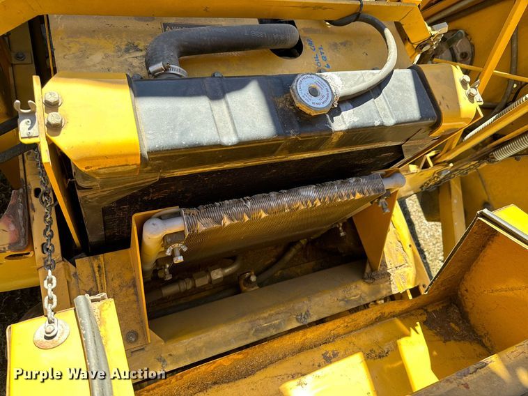 image for item DU9594 Hustler 4600 ZTR lawn mower