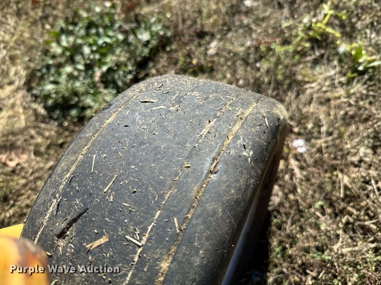 image for item DU9594 Hustler 4600 ZTR lawn mower