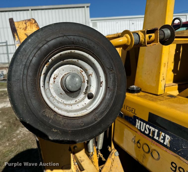 image for item DU9594 Hustler 4600 ZTR lawn mower