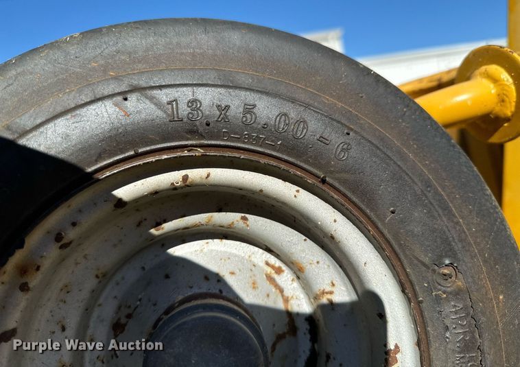 image for item DU9594 Hustler 4600 ZTR lawn mower