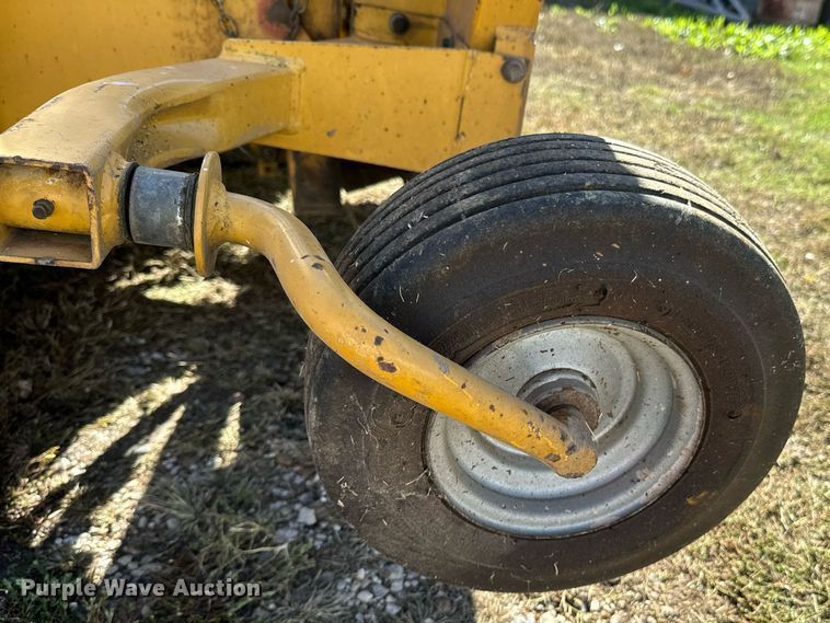 image for item DU9594 Hustler 4600 ZTR lawn mower