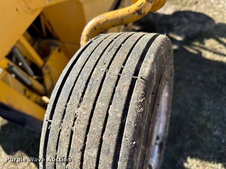 image for item DU9594 Hustler 4600 ZTR lawn mower