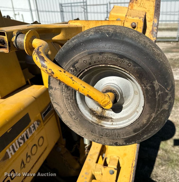 image for item DU9594 Hustler 4600 ZTR lawn mower
