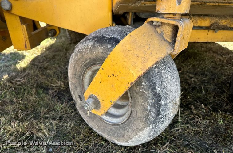 image for item DU9594 Hustler 4600 ZTR lawn mower