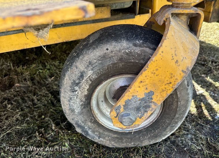 image for item DU9594 Hustler 4600 ZTR lawn mower