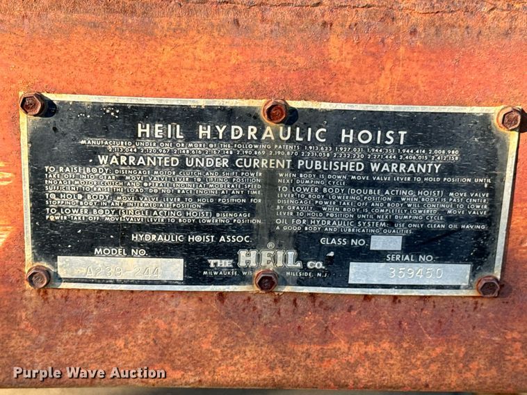 image for item DU9595 1960 Chevrolet C60 dump flatbed truck