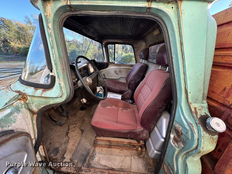 image for item DU9595 1960 Chevrolet C60 dump flatbed truck