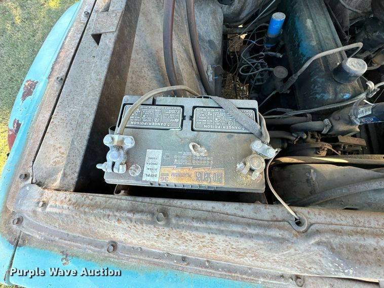 image for item DU9595 1960 Chevrolet C60 dump flatbed truck