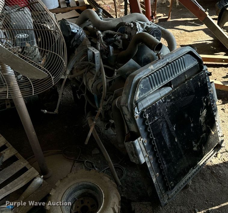 image for item DU9601 Engine and transmission parts