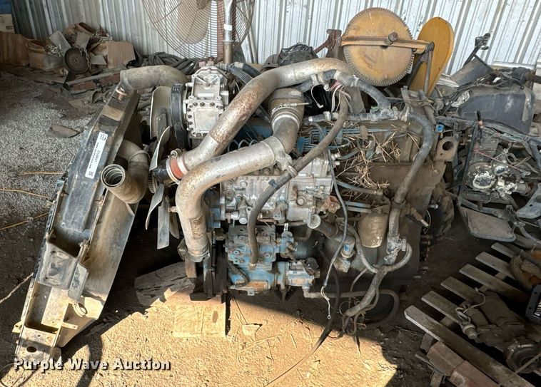 image for item DU9601 Engine and transmission parts