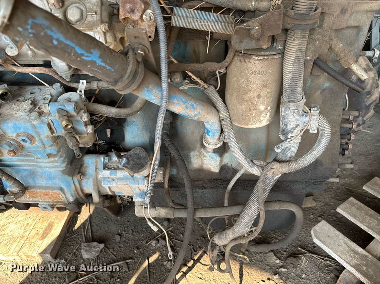 image for item DU9601 Engine and transmission parts