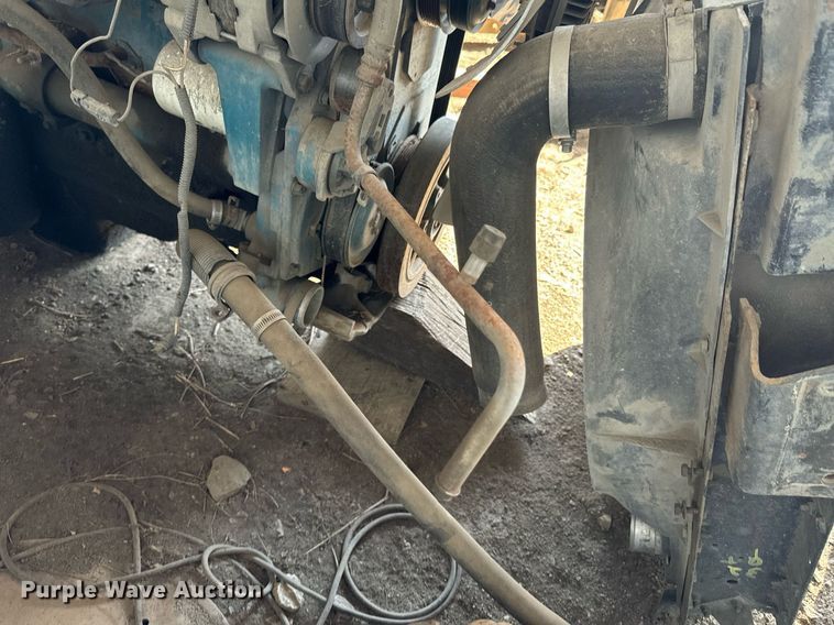 image for item DU9601 Engine and transmission parts