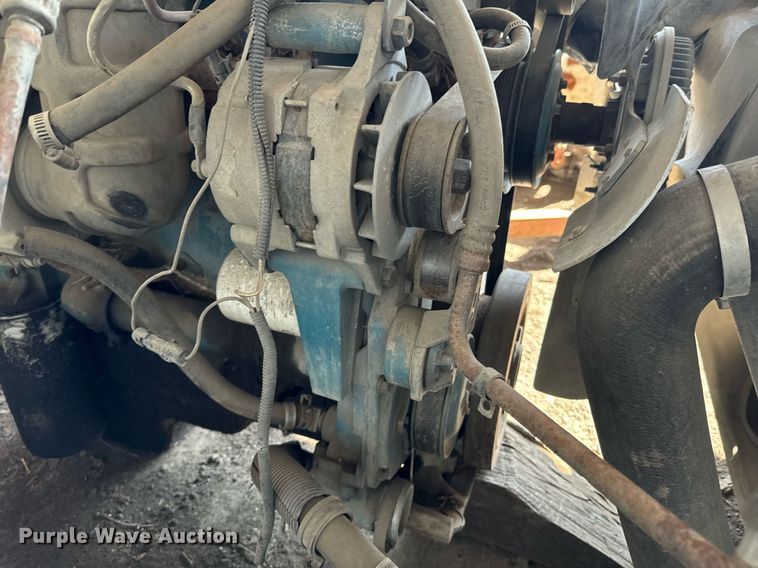 image for item DU9601 Engine and transmission parts