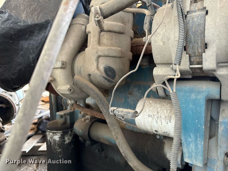 image for item DU9601 Engine and transmission parts