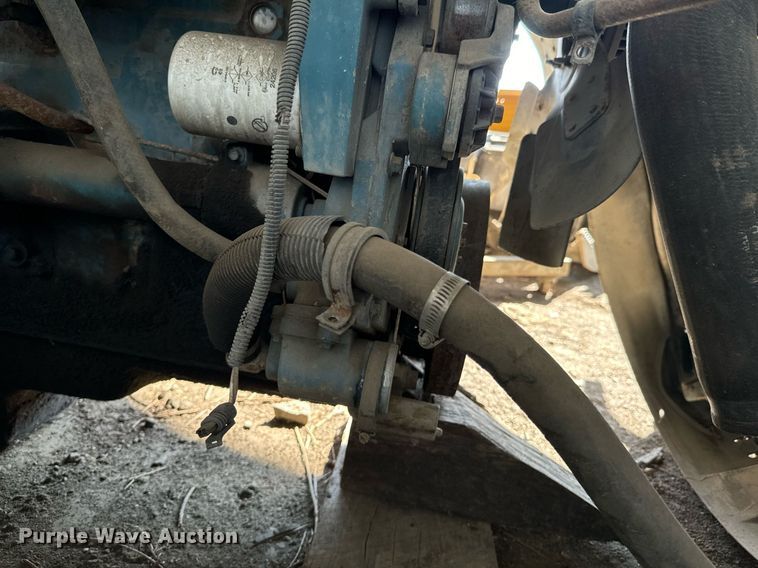 image for item DU9601 Engine and transmission parts