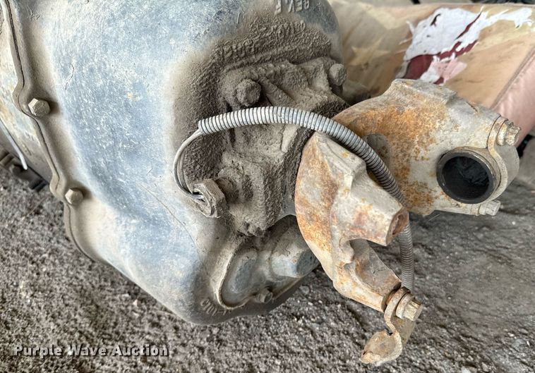 image for item DU9601 Engine and transmission parts