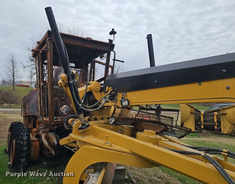 image for item DV0058 2019 Caterpillar  140 AWD motor grader