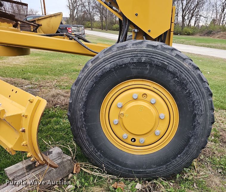 image for item DV0058 2019 Caterpillar  140 AWD motor grader