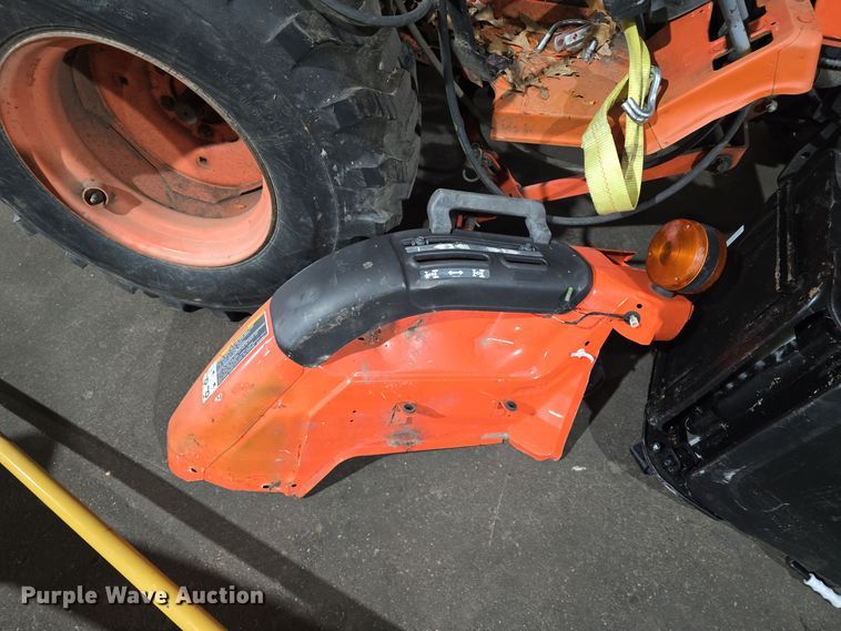 image for item DV0083 Kubota B7610 MFWD tractor