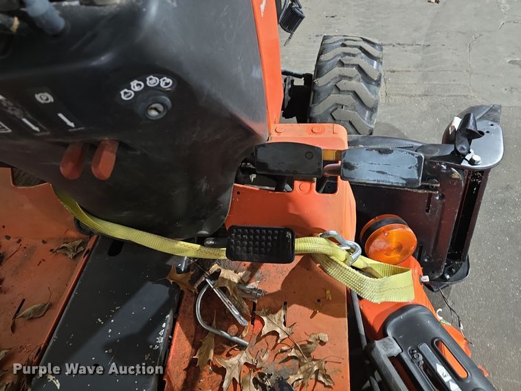 image for item DV0083 Kubota B7610 MFWD tractor