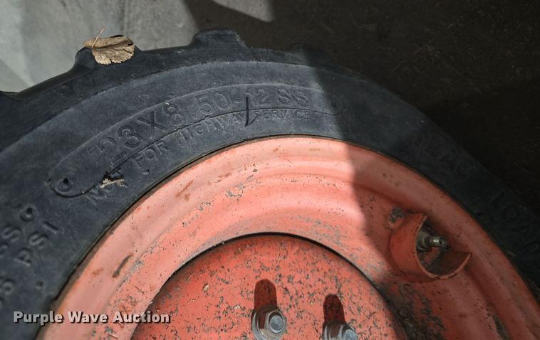 image for item DV0083 Kubota B7610 MFWD tractor