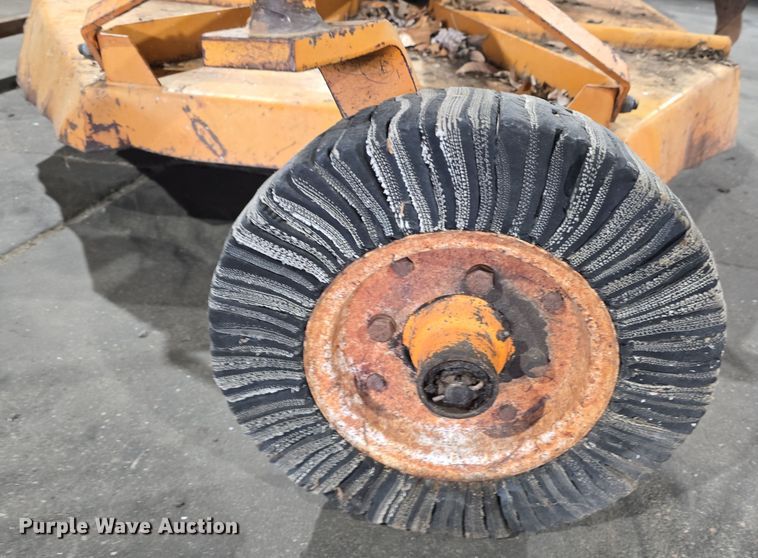 image for item DV0083 Kubota B7610 MFWD tractor