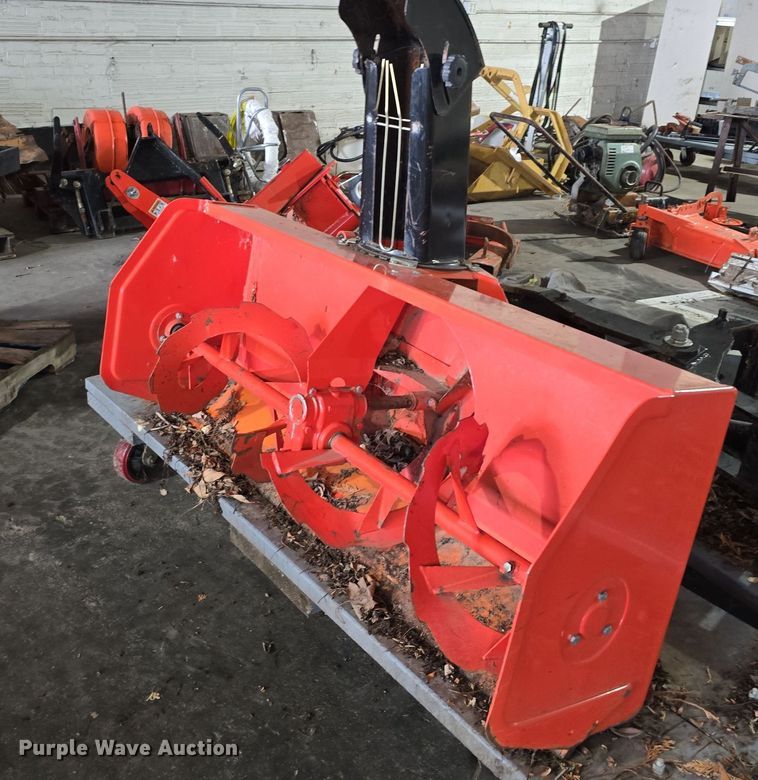 image for item DV0083 Kubota B7610 MFWD tractor