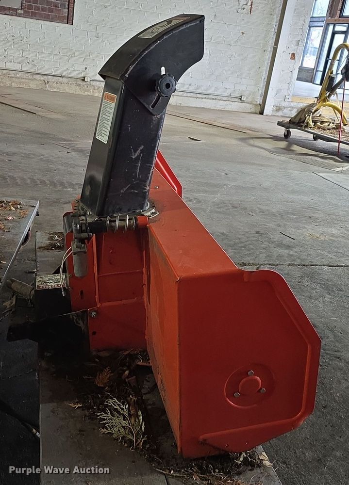 image for item DV0083 Kubota B7610 MFWD tractor