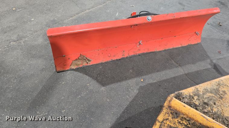 image for item DV0083 Kubota B7610 MFWD tractor