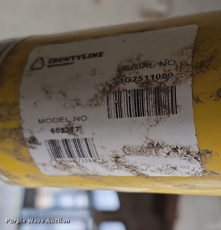 image for item DV0083 Kubota B7610 MFWD tractor