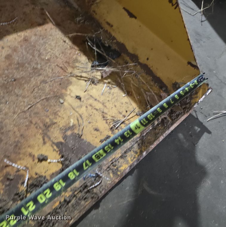 image for item DV0088 Tractor attachments