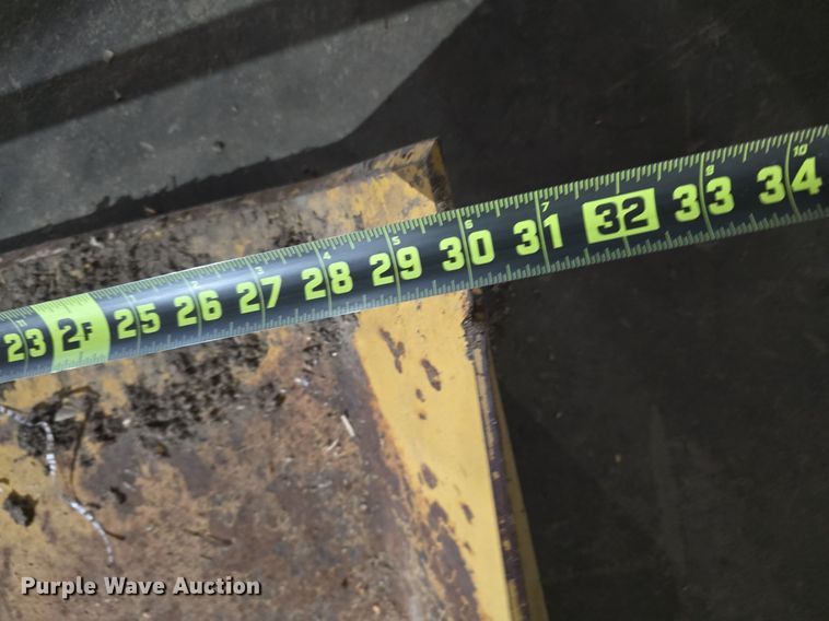 image for item DV0088 Tractor attachments