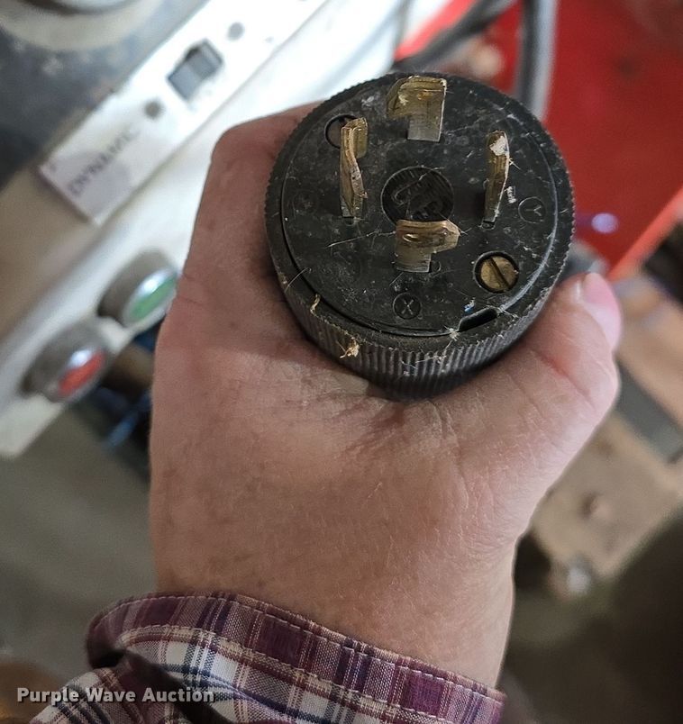 image for item DV0090 Concrete equipment