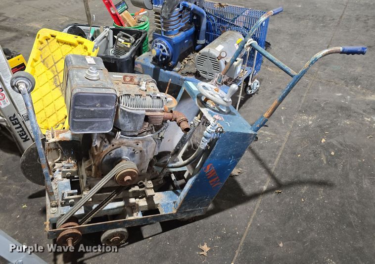 image for item DV0090 Concrete equipment