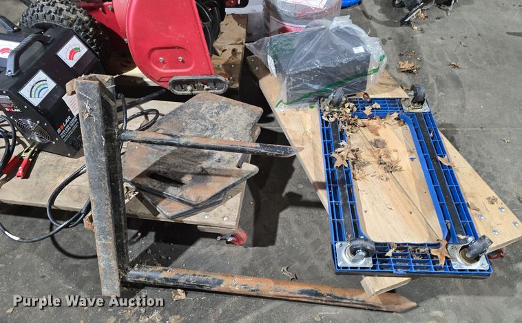 image for item DV0090 Concrete equipment