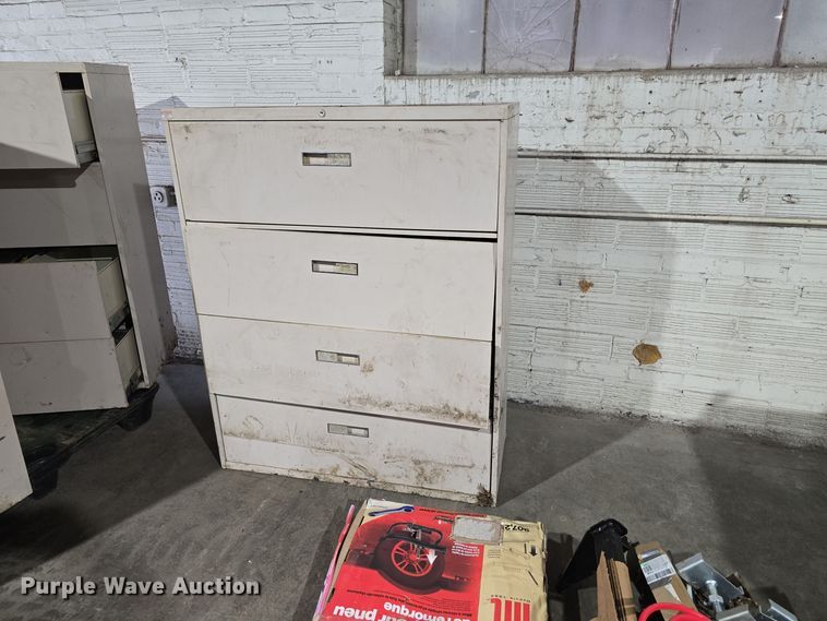 image for item DV0090 Concrete equipment