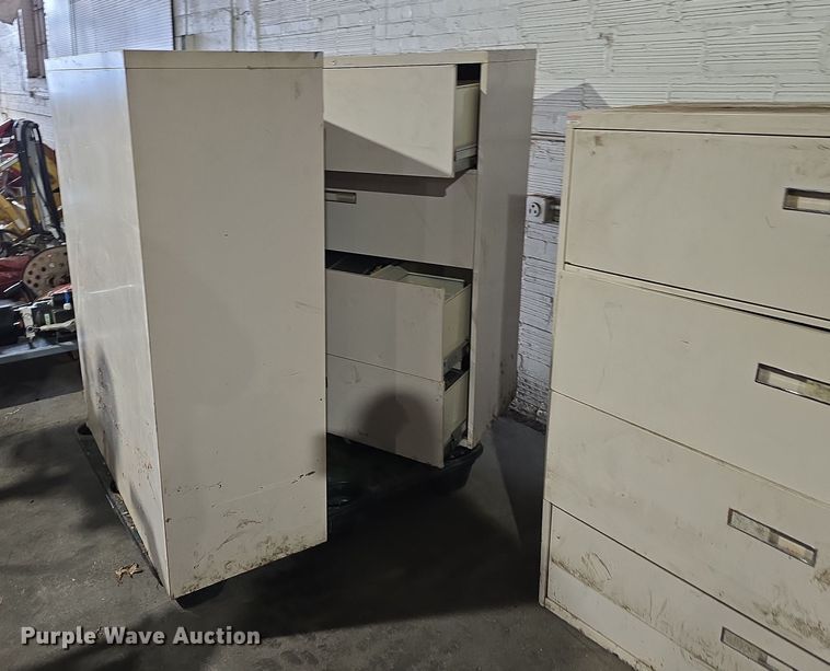 image for item DV0090 Concrete equipment