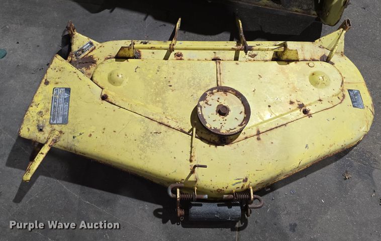 image for item DV0091 Tractor attachments