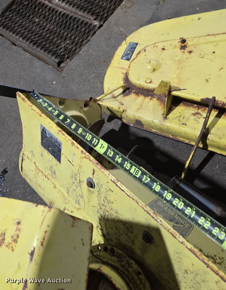 image for item DV0091 Tractor attachments