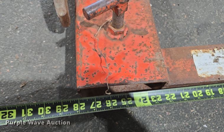 image for item DV0091 Tractor attachments