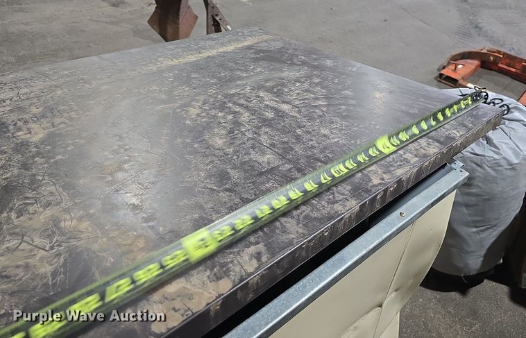 image for item DV0091 Tractor attachments