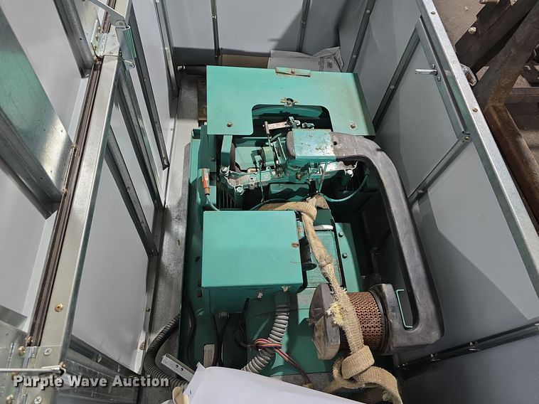 image for item DV0091 Tractor attachments