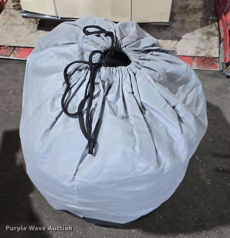 image for item DV0091 Tractor attachments