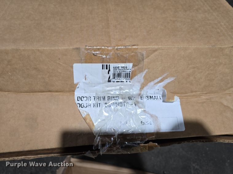 image for item DV0091 Tractor attachments