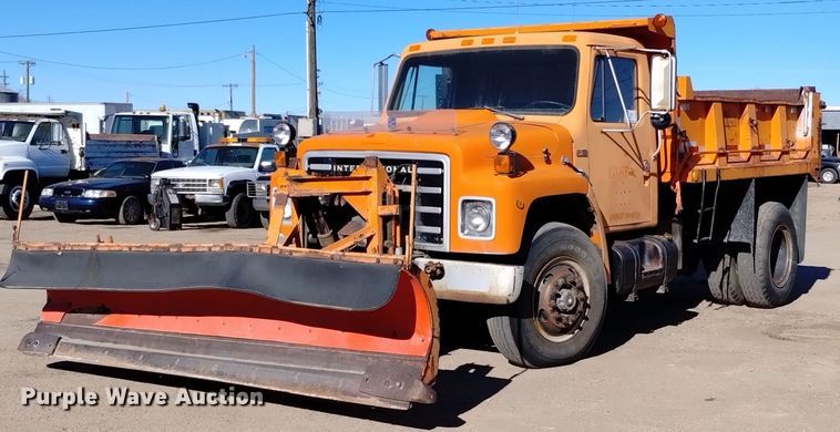 image for item DV6595 1984 International  1954 dump truck