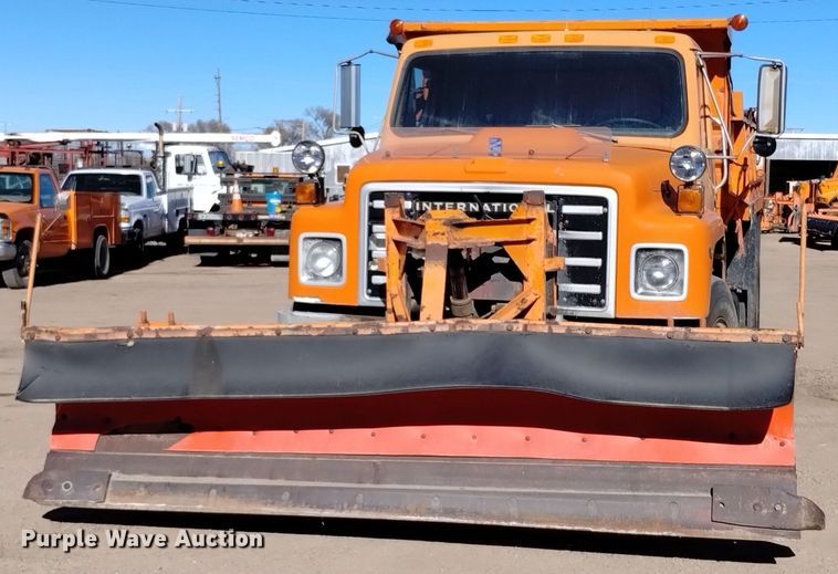 image for item DV6595 1984 International  1954 dump truck